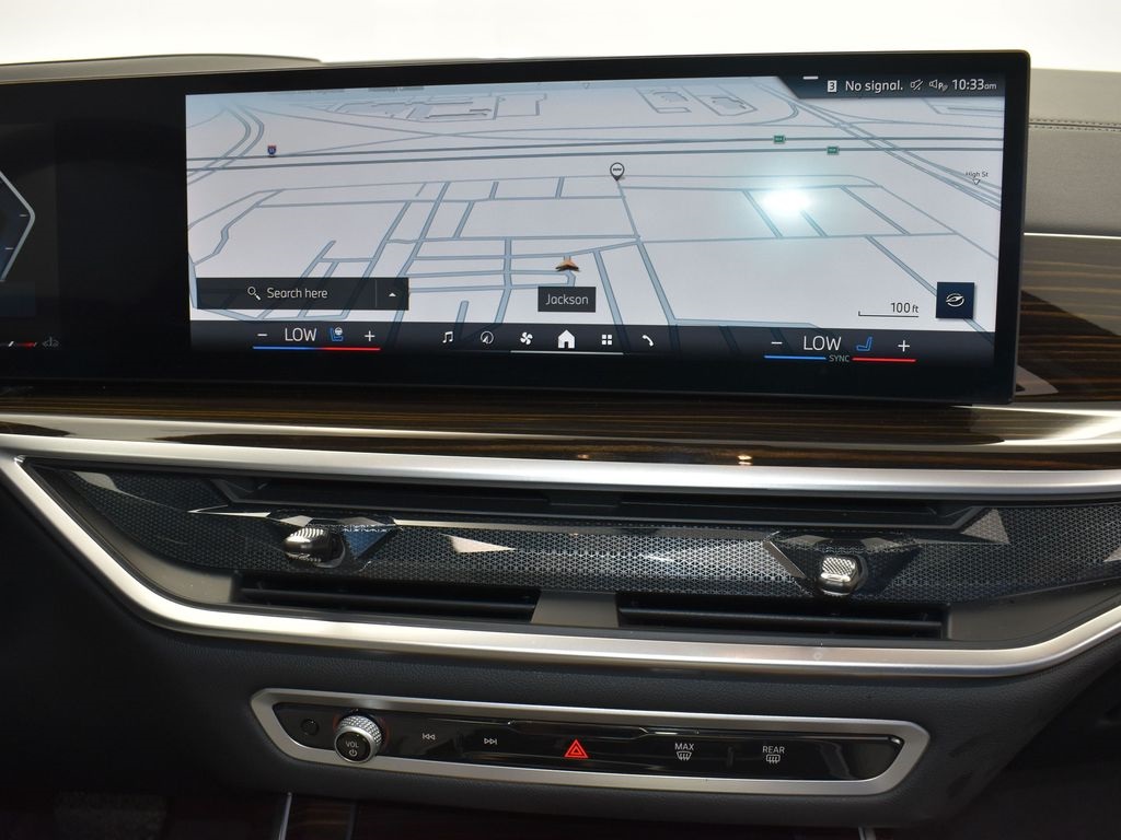 2025 Aventurin Red Metallic BMW X7 xDrive40i AWD SUV