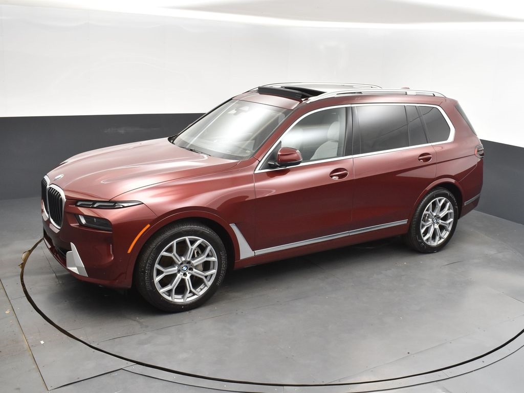 2025 Aventurin Red Metallic BMW X7 xDrive40i AWD SUV