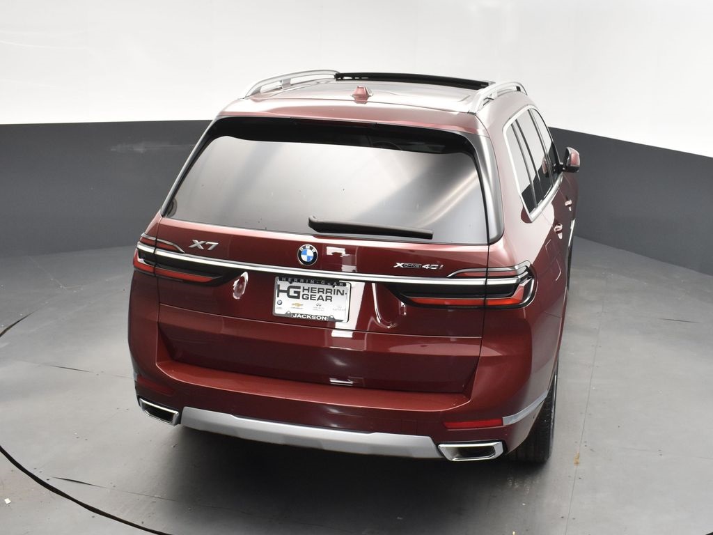 2025 Aventurin Red Metallic BMW X7 xDrive40i AWD SUV