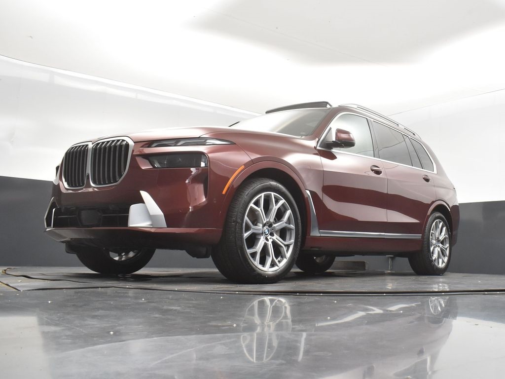 2025 Aventurin Red Metallic BMW X7 xDrive40i AWD SUV