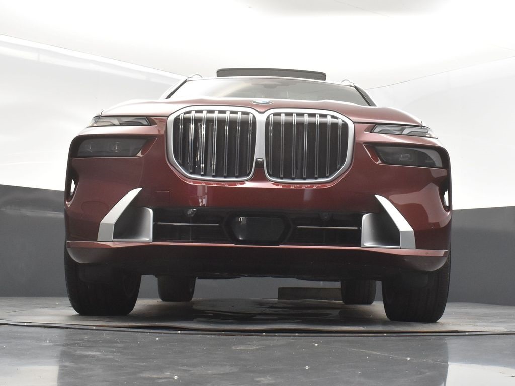2025 Aventurin Red Metallic BMW X7 xDrive40i AWD SUV