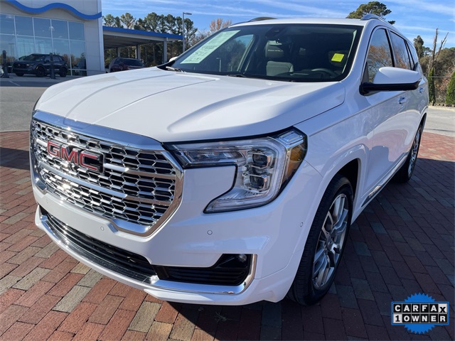 2024 GMC Terrain Denali's photo