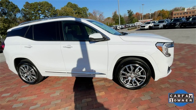 Used 2024 GMC Terrain SUV