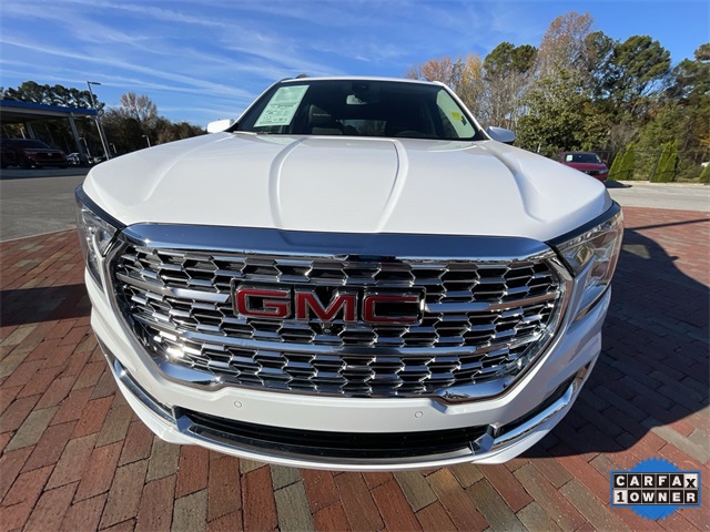 Used 2024 GMC Terrain SUV