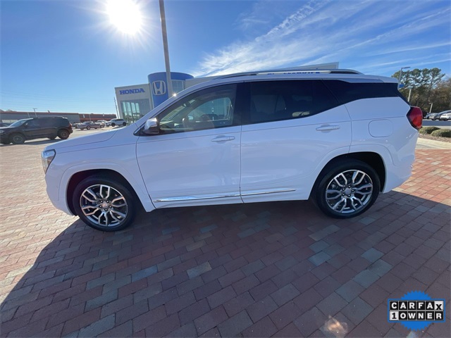 Used 2024 GMC Terrain SUV