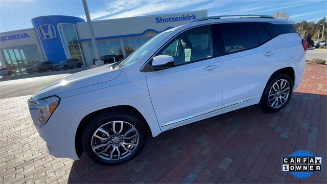 Used 2024 GMC Terrain SUV