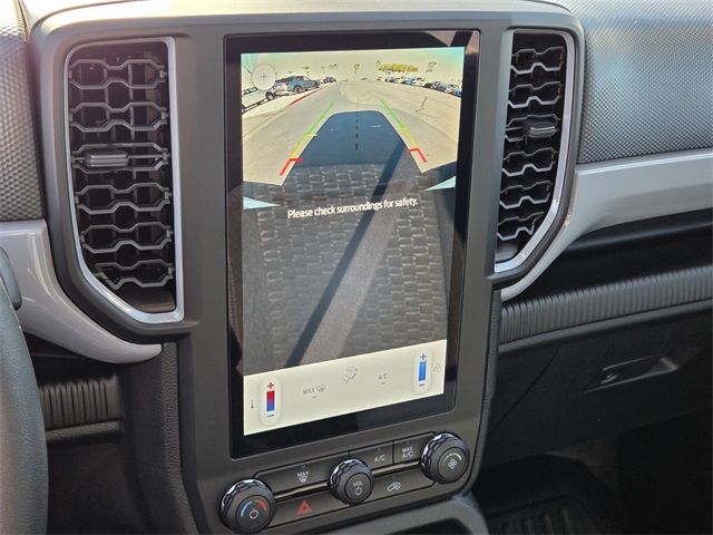 New 2025 Ford Ranger XL 4D Crew Cab