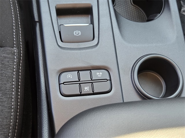 New 2025 Ford Ranger XL 4D Crew Cab