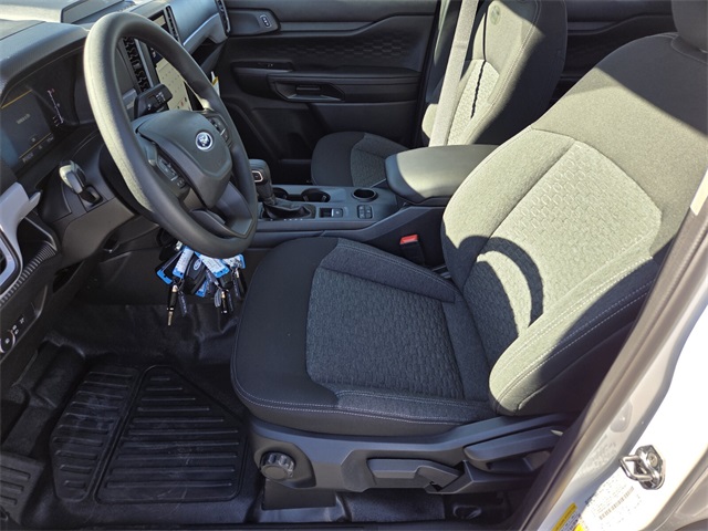 New 2025 Ford Ranger XL 4D Crew Cab