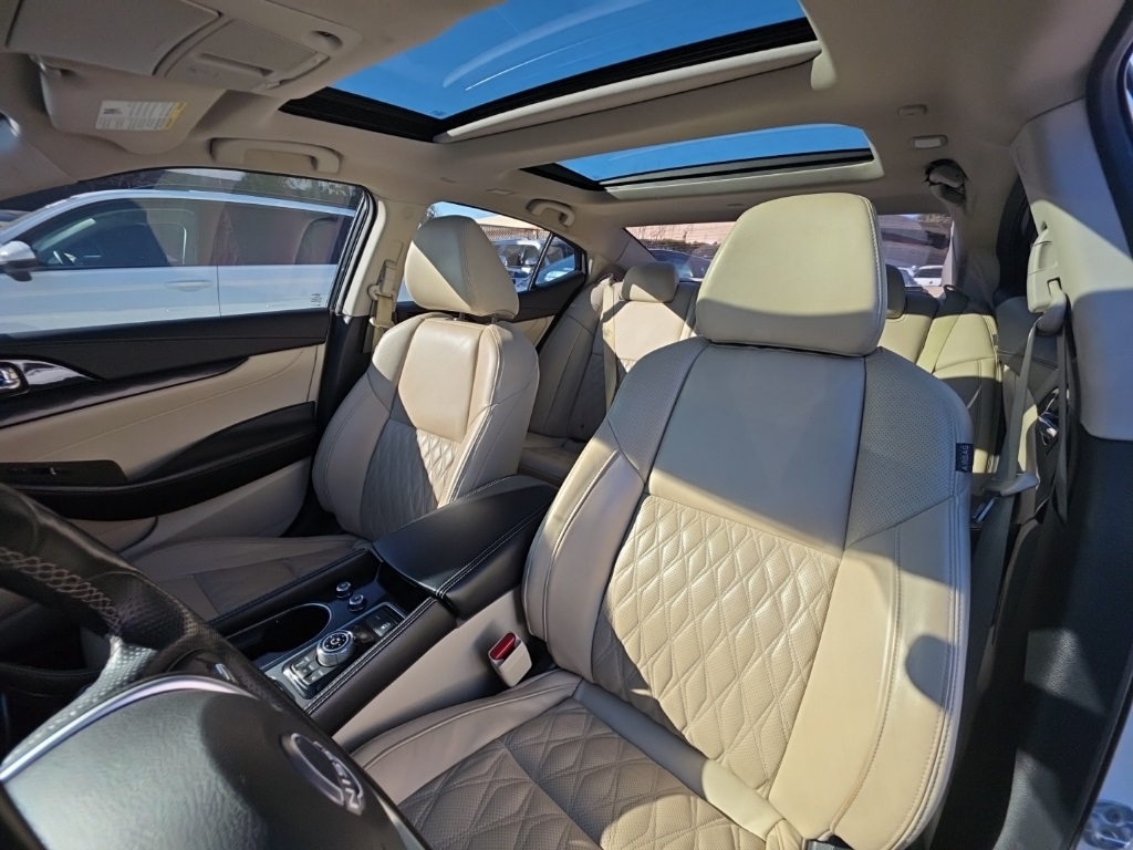 used 2023 Nissan Maxima car, priced at $24,895