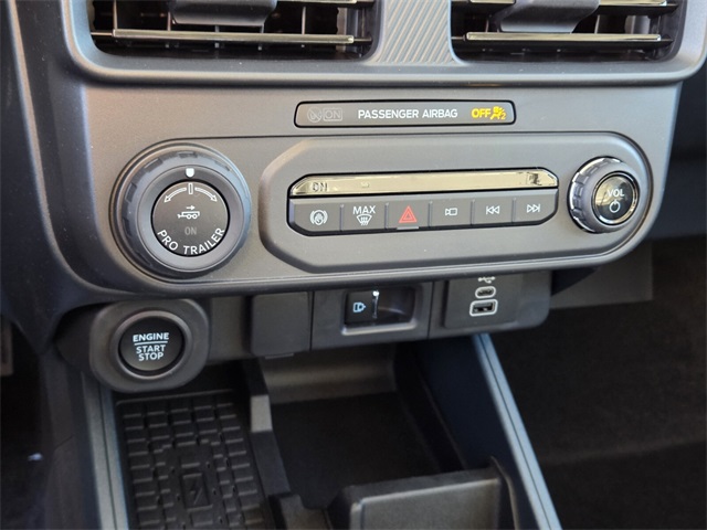 New 2025 Ford Maverick Lariat 4D Crew Cab