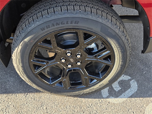 New 2025 Ford Maverick Lariat 4D Crew Cab