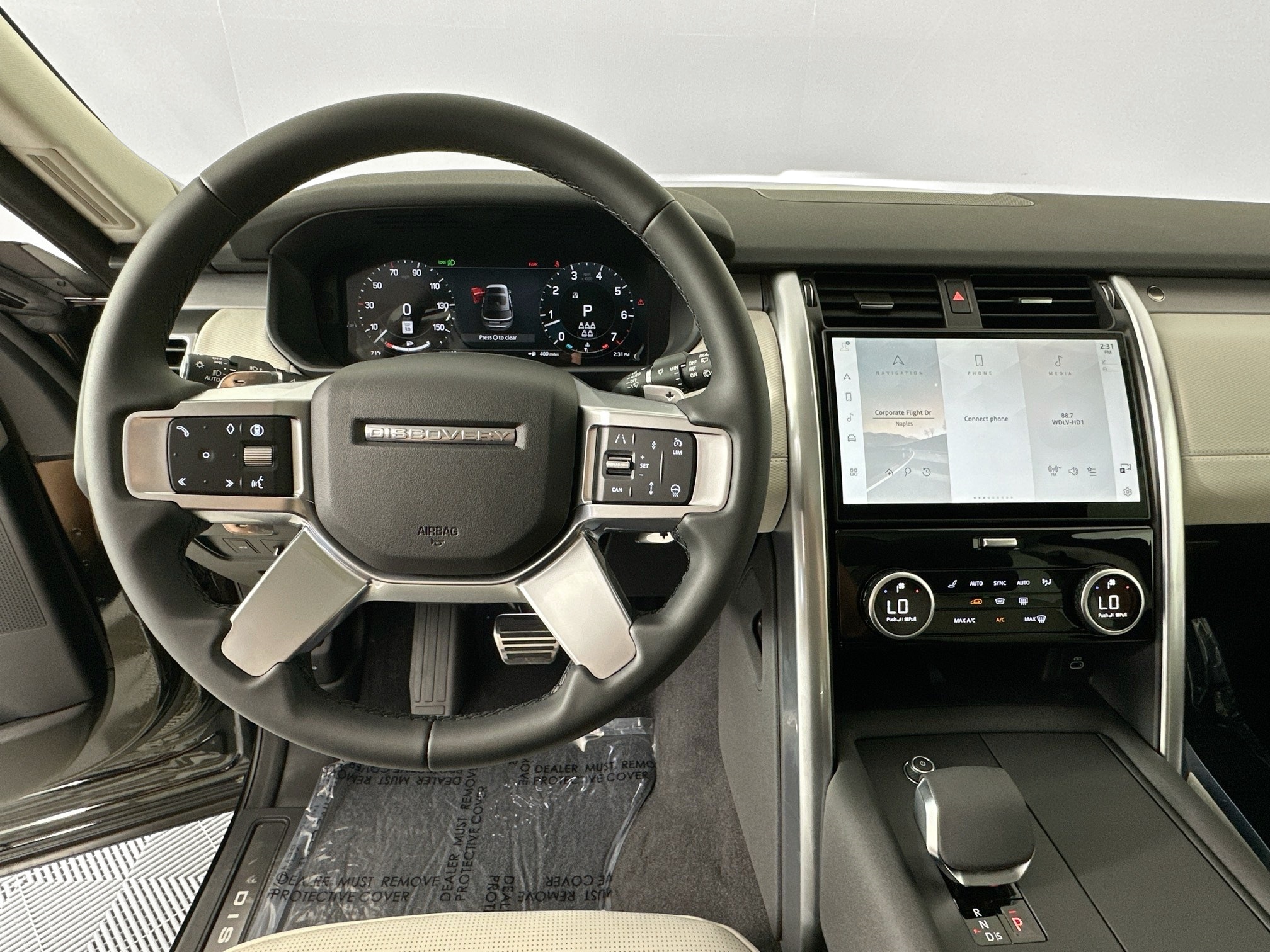 new 2025 Land Rover Discovery car, priced at $79,328