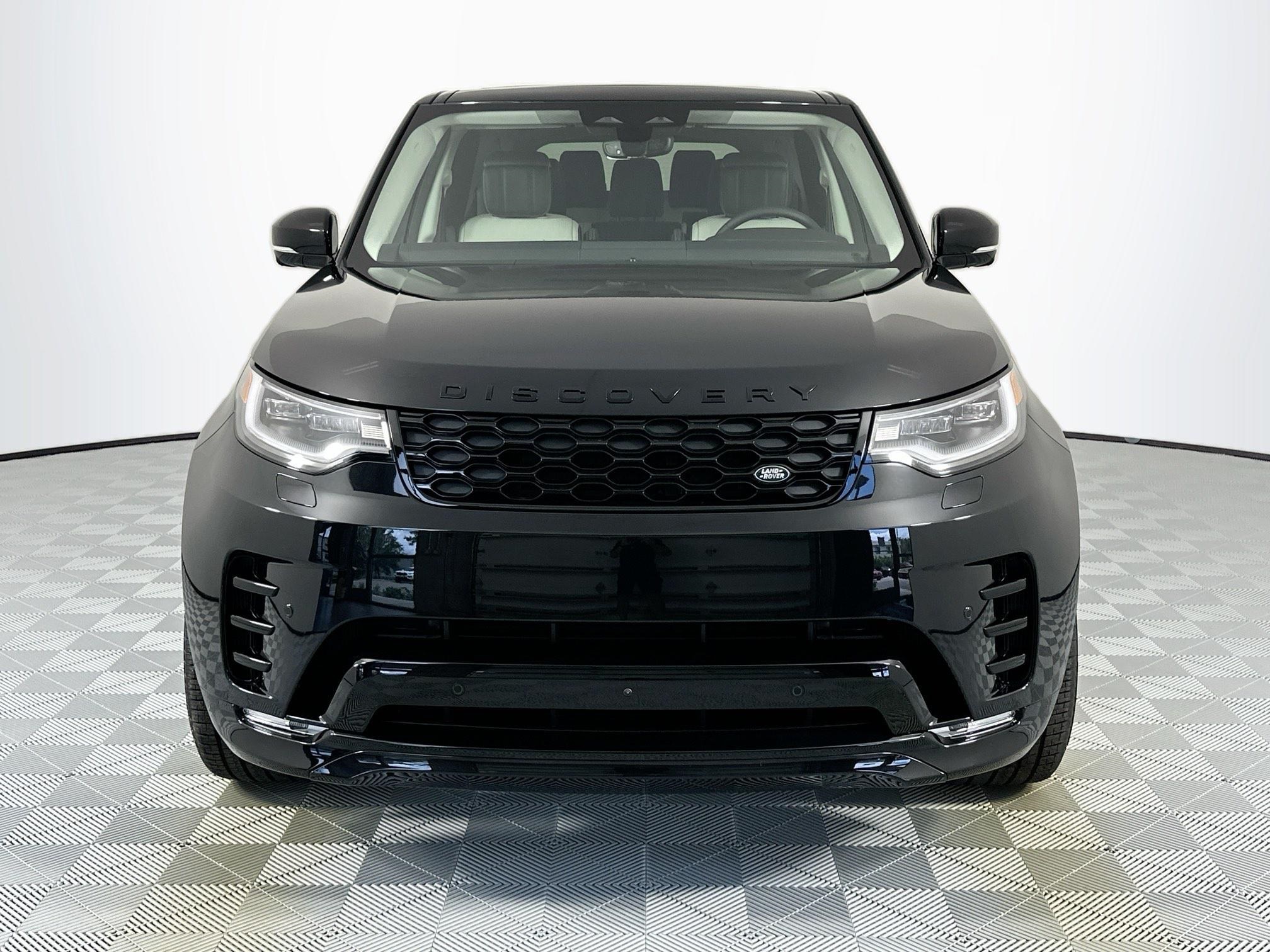 new 2025 Land Rover Discovery car, priced at $79,328