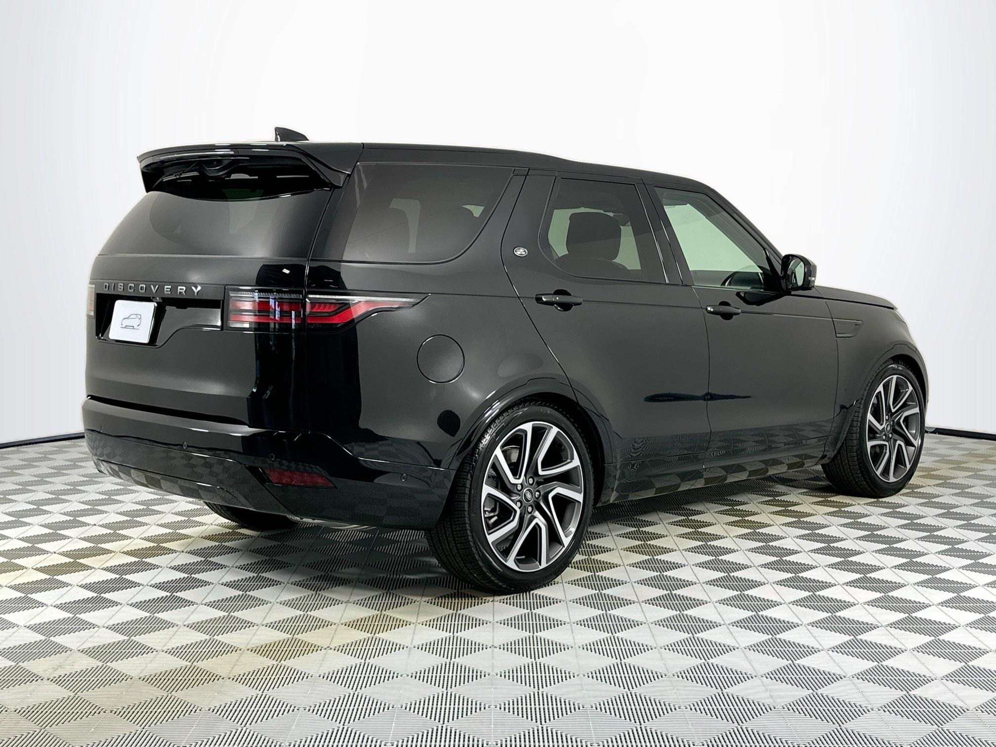new 2025 Land Rover Discovery car, priced at $79,328