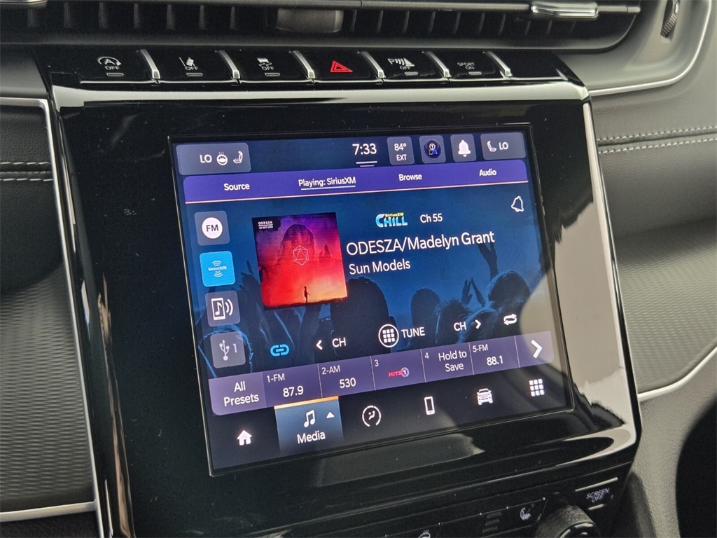 new 2025 Jeep Grand Cherokee L car, priced at $35,135