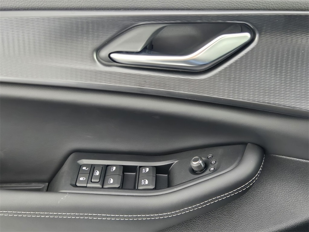 new 2025 Jeep Grand Cherokee L car, priced at $35,135