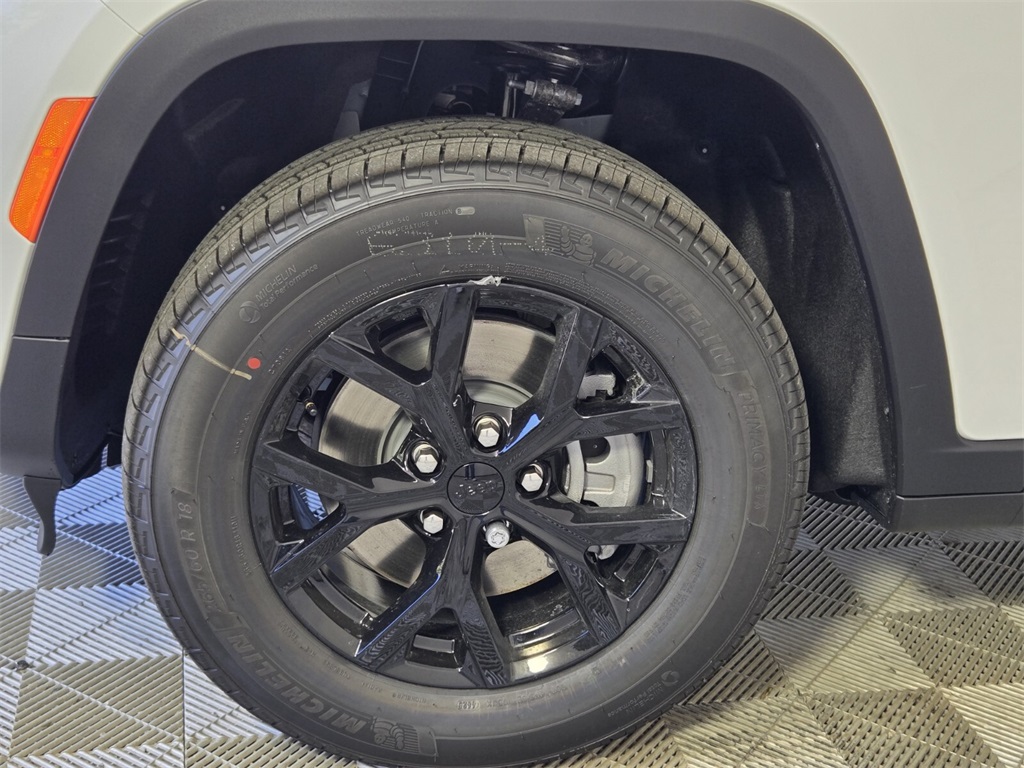 new 2025 Jeep Grand Cherokee L car, priced at $35,135