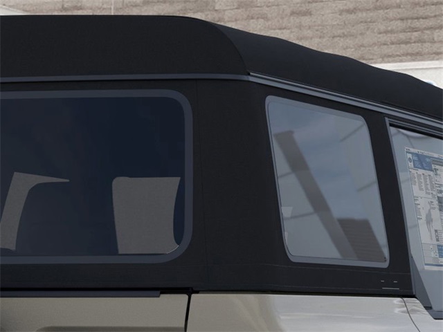 2025 Ford Bronco Base photo 5