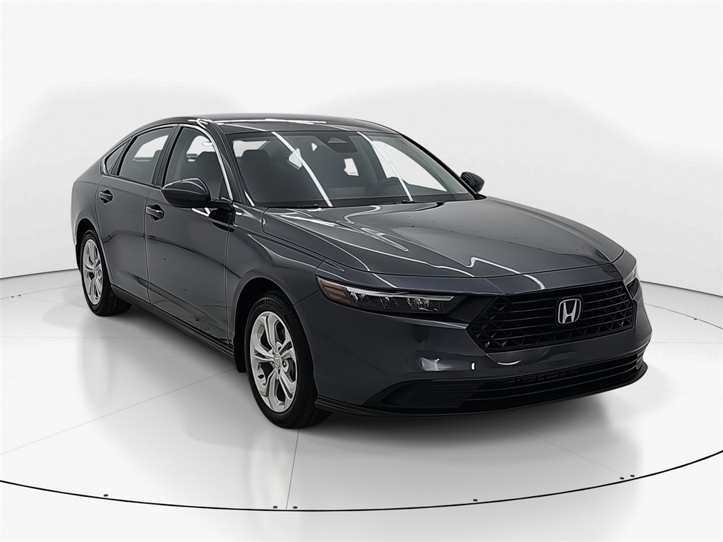 2025 Honda Accord LX photo 3