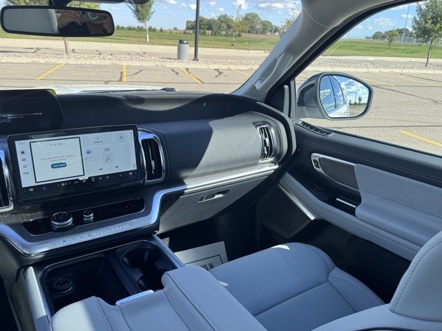 2025 Ford Expedition Platinum MAX