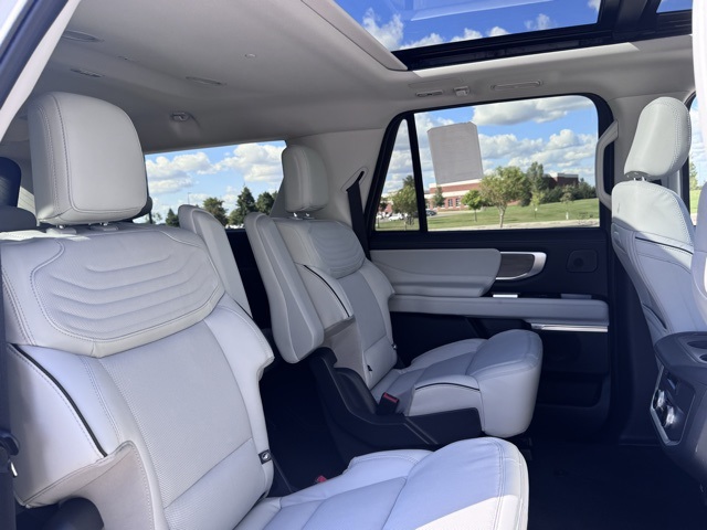 2025 Ford Expedition Platinum MAX