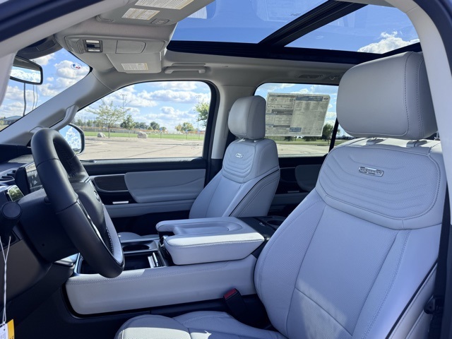 2025 Ford Expedition Platinum MAX