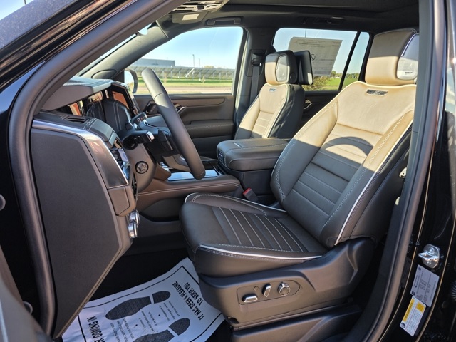 2026 Gmc Yukon XL Denali Ultimate photo 2