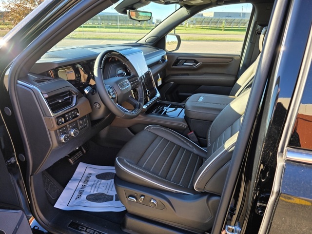 2026 Gmc Yukon XL Denali Ultimate photo 4