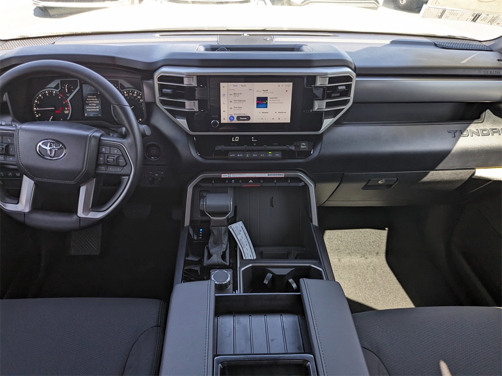 2025 Toyota Tundra SR5 CrewMax photo 14