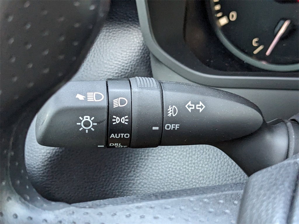 2025 Toyota Tundra SR5 CrewMax photo 24