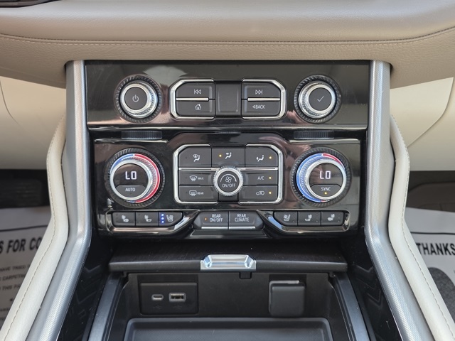 2022 GMC Yukon XL 4WD Denali