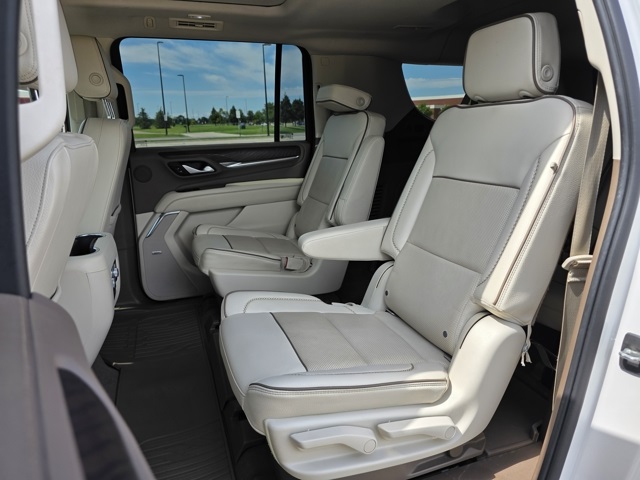 2022 GMC Yukon XL 4WD Denali