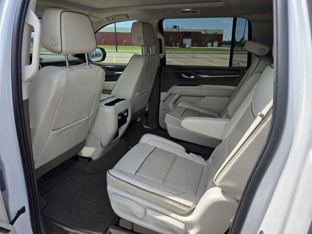 2022 GMC Yukon XL 4WD Denali