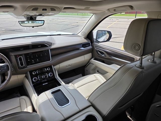 2022 GMC Yukon XL 4WD Denali