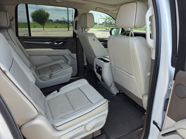 2022 GMC Yukon XL 4WD Denali