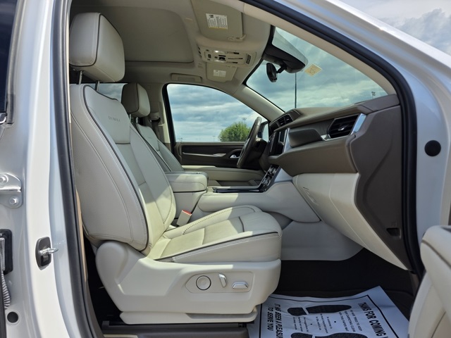 2022 GMC Yukon XL 4WD Denali