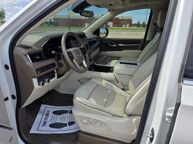 2022 GMC Yukon XL 4WD Denali