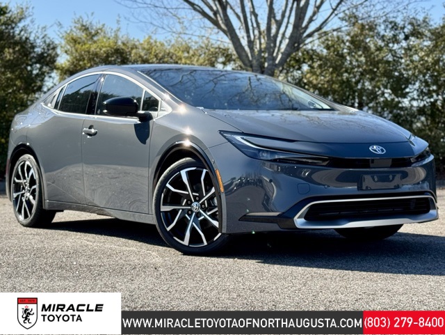 2026 Toyota Prius XSE Premium's photo