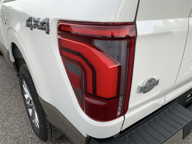 2025 Star White Metallic Tri-Coat Ford F-150 King Ranch 4X4 Truck