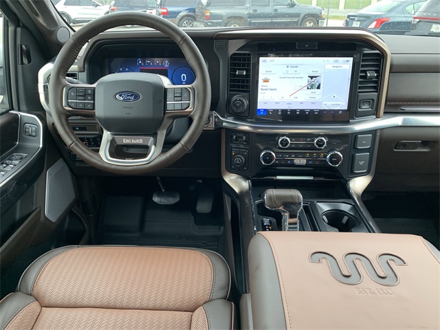 2025 Star White Metallic Tri-Coat Ford F-150 King Ranch 4X4 Truck