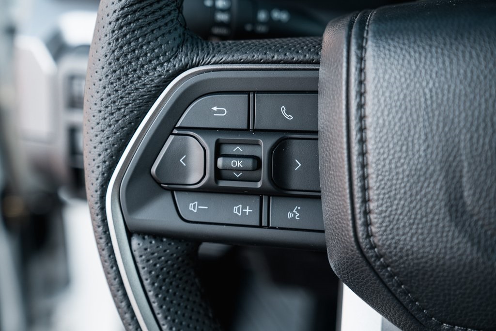 2025 Toyota Tacoma SR5 Double Cab photo 16