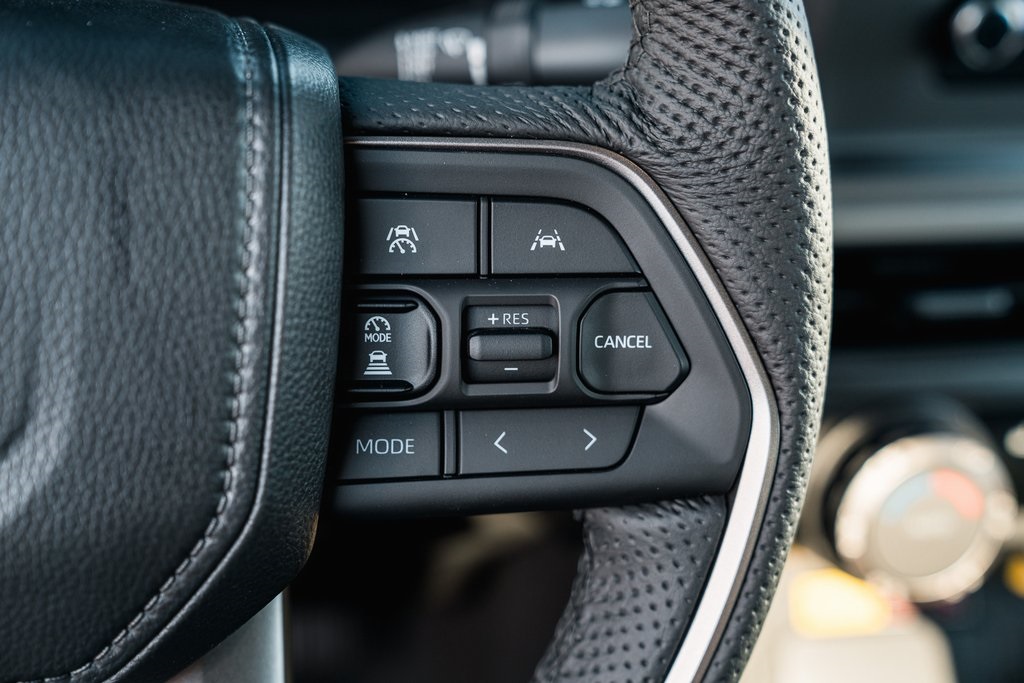 2025 Toyota Tacoma SR5 Double Cab photo 17