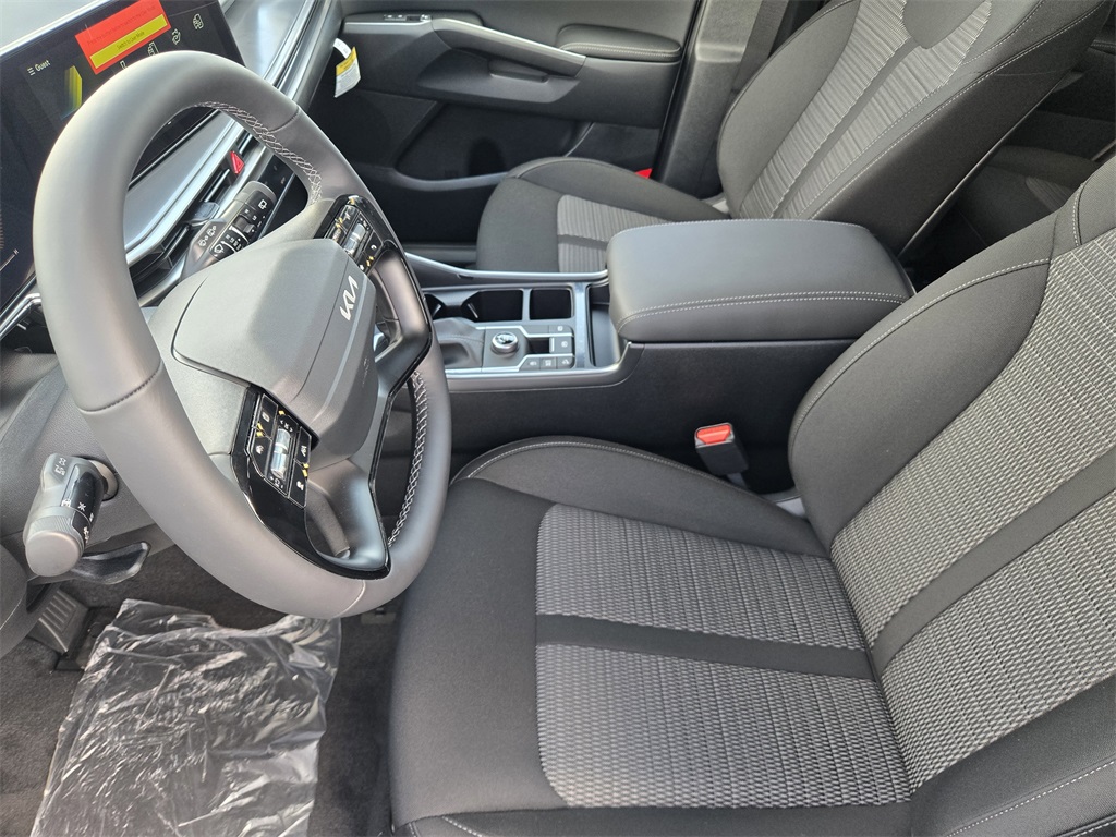 2026 Kia Sorento LX photo 4