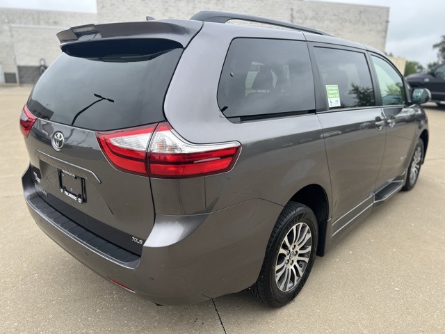 used 2019 Toyota Sienna car, priced at $64,903