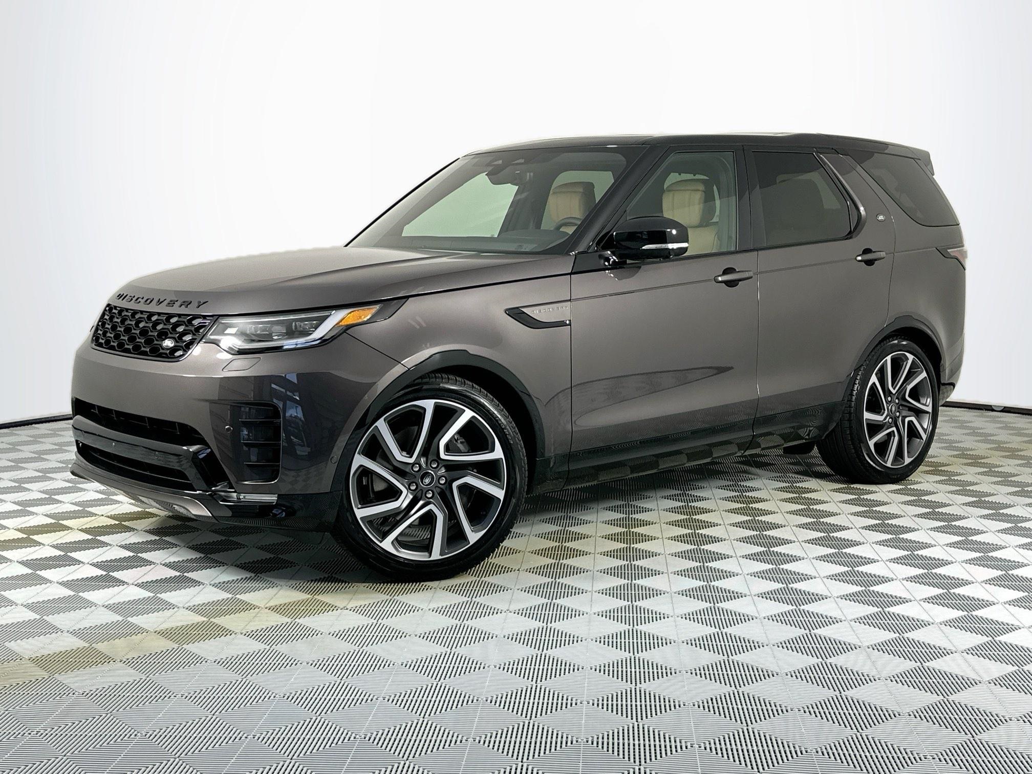 new 2025 Land Rover Discovery car, priced at $78,478