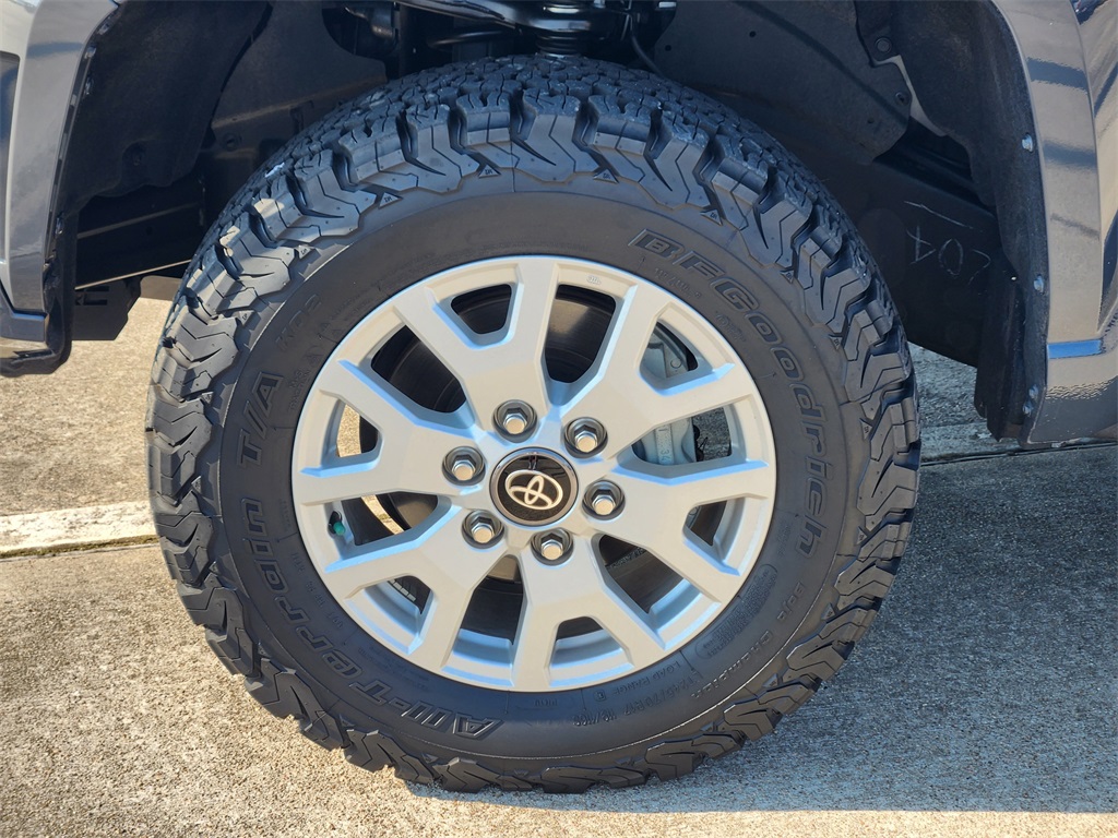 2024 Toyota Tacoma SR photo 10