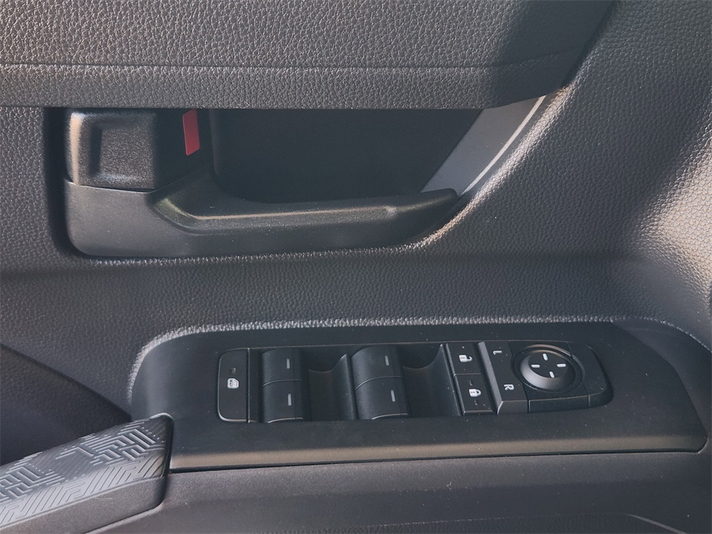2024 Toyota Tacoma SR photo 19