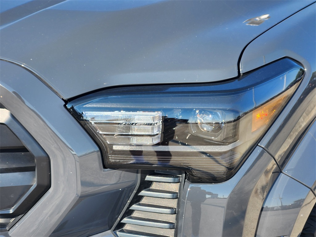 2024 Toyota Tacoma SR photo 9