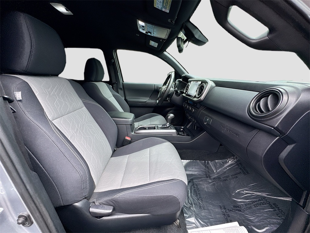 2021 Toyota Tacoma TRD Sport 4x4 photo 23